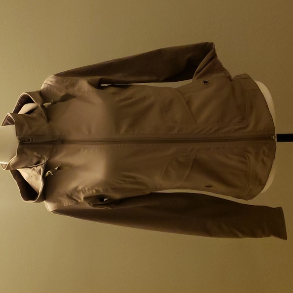 Jacket - Picture 3 of 10